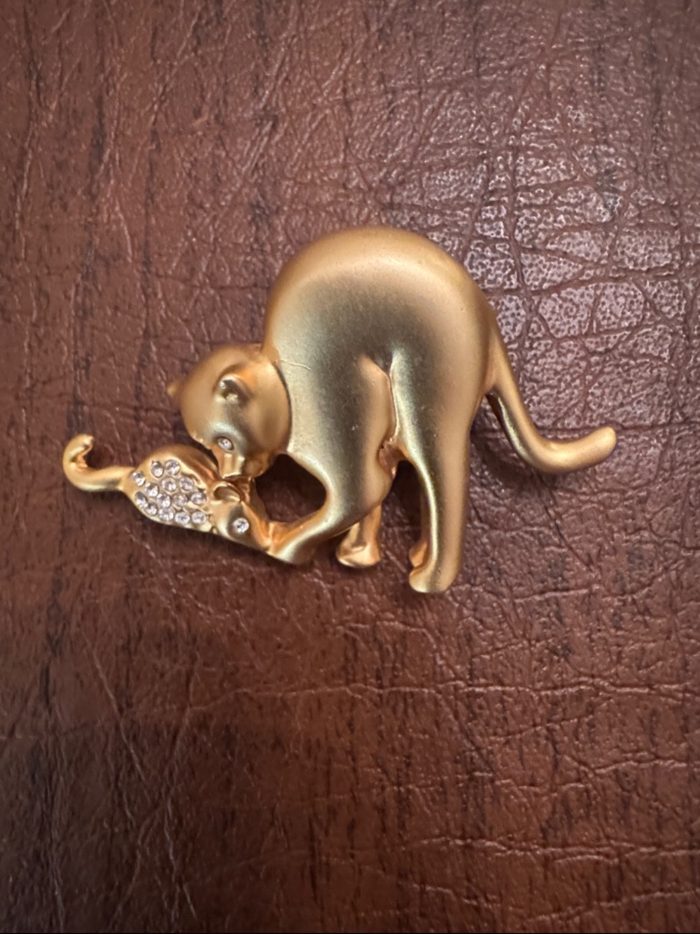 Brooche Vintage Gold Tone Cat & Mousse